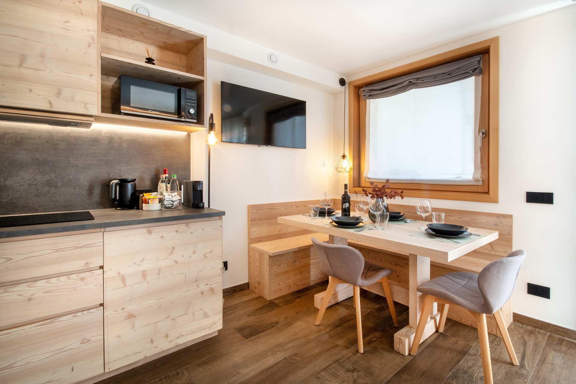 hotel-bormio-family-apartment-kitchen