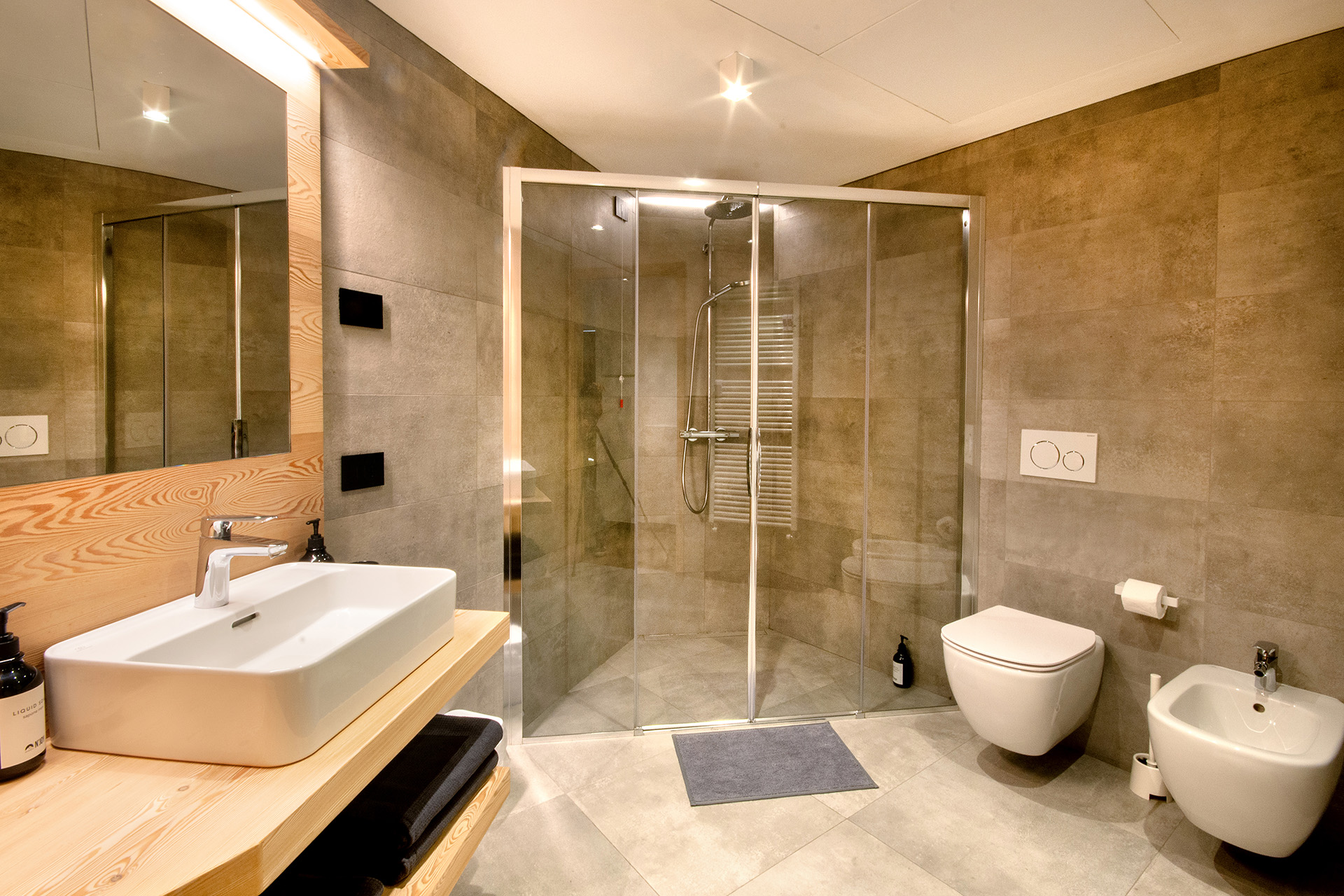 hotel-bormio-per-famiglie-family-apartment-bagno-privato